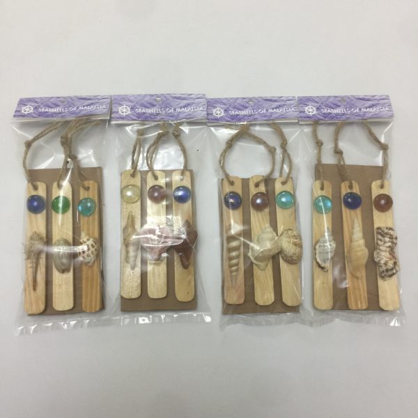 Size : Stick L5.5”xW0.75”xT4mm,Hang string 2”,Shells 2-3”with Pebble Stone,Weight 200grams (12pcs)